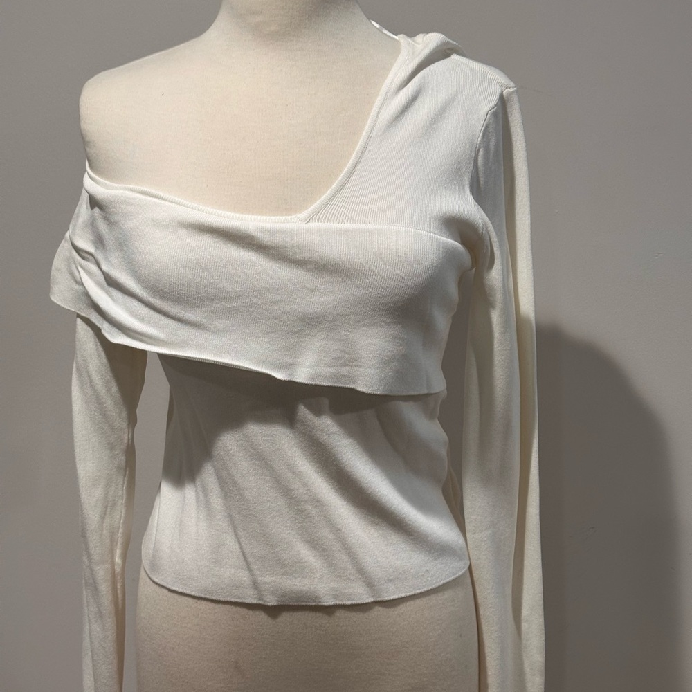 JLUXLABEL Stylish Off-Shoulder White Top NWT